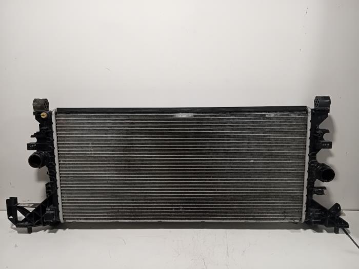 Gebruikte Radiateur Opel Astra Prijs € 85,00 Margeregeling aangeboden door Van der Ven Autorecycling B.V.