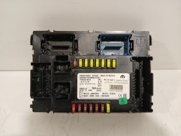 Gebruikte Computer Body Control Jeep Compass Prijs € 175,00 Margeregeling aangeboden door Van der Ven Autorecycling B.V.