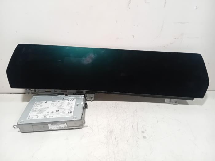 Gebruikte Display Interieur BMW 2-Serie Prijs € 849,00 Margeregeling aangeboden door Van der Ven Autorecycling B.V.