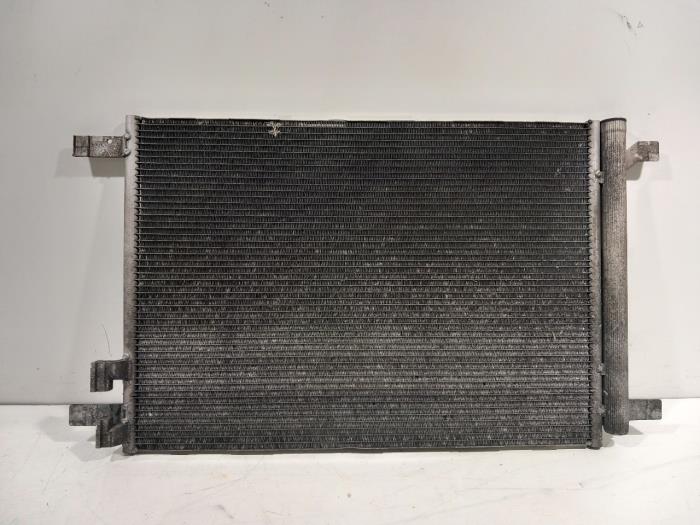 Gebruikte Airco Radiateur Volkswagen Golf Prijs € 49,95 Margeregeling aangeboden door Van der Ven Autorecycling B.V.