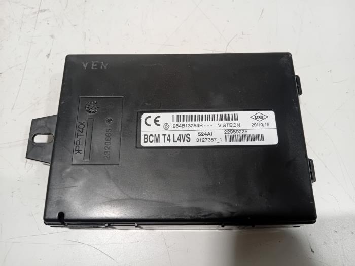 Gebruikte Computer Body Control Opel Vivaro Prijs € 95,00 Margeregeling aangeboden door Van der Ven Autorecycling B.V.