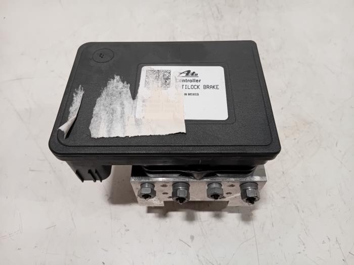 Gebruikte ABS Pomp Jeep Compass Prijs € 280,00 Margeregeling aangeboden door Van der Ven Autorecycling B.V.