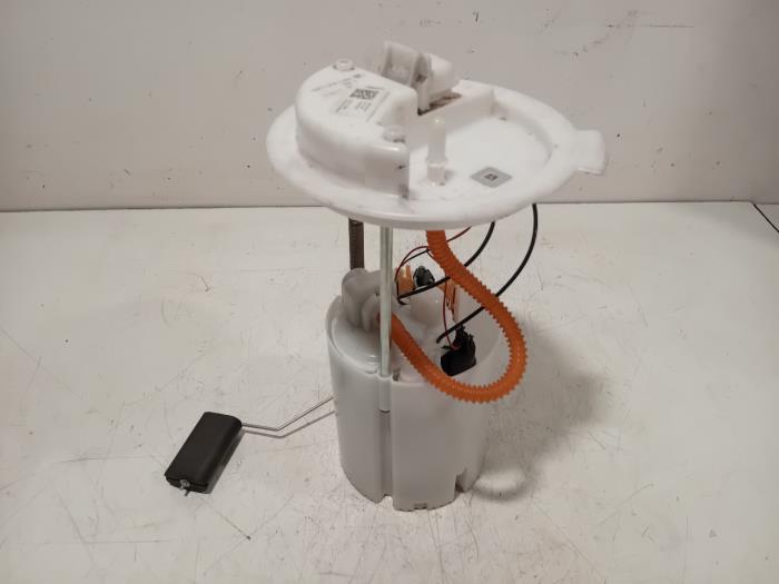Gebruikte Tank element Pomp Jeep Compass Prijs € 80,00 Margeregeling aangeboden door Van der Ven Autorecycling B.V.