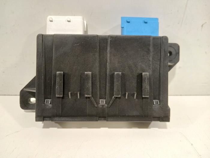 Gebruikte Bodycontrol Module DS Automobiles DS7 Crossback Prijs € 45,00 Margeregeling aangeboden door Van der Ven Autorecycling B.V.