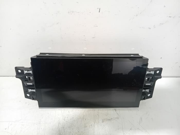 Gebruikte Display Interieur Audi Q8 Prijs € 495,00 Margeregeling aangeboden door Van der Ven Autorecycling B.V.
