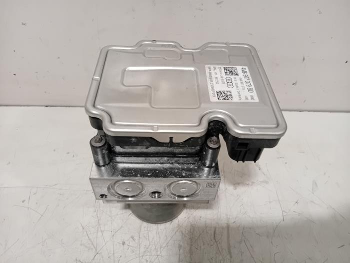 Gebruikte ABS Pomp Audi Q8 Prijs € 450,00 Margeregeling aangeboden door Van der Ven Autorecycling B.V.