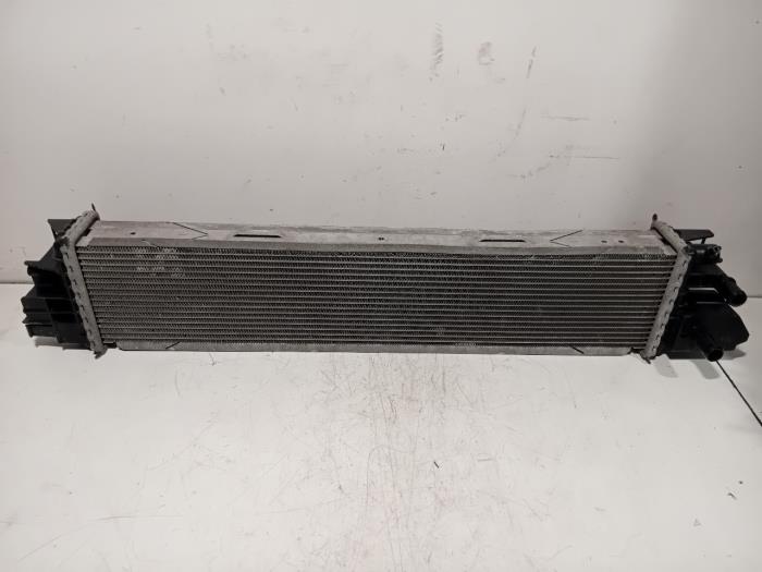 Gebruikte Intercooler Renault Trafic Prijs € 150,00 Margeregeling aangeboden door Van der Ven Autorecycling B.V.