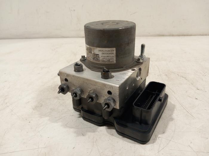 Gebruikte ABS Pomp Citroen C3 Prijs € 85,00 Margeregeling aangeboden door Van der Ven Autorecycling B.V.