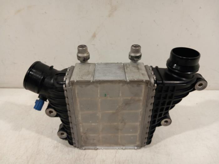 Gebruikte Intercooler Landrover Discovery Sport L550 Prijs € 95,00 Margeregeling aangeboden door Van der Ven Autorecycling B.V.