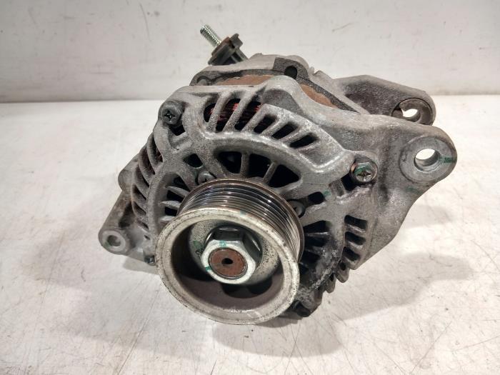 Alternator Mitsubishi Space Star (Gebruikt)