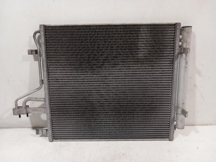 Gebruikte Airco Condensor Kia Picanto Prijs € 75,00 Margeregeling aangeboden door Van der Ven Autorecycling B.V.