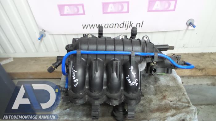 Gebruikte Inlaatspruitstuk Fiat Grande Punto (199) 1.2 Prijs € 49,99 Margeregeling aangeboden door Autodemontage Aandijk