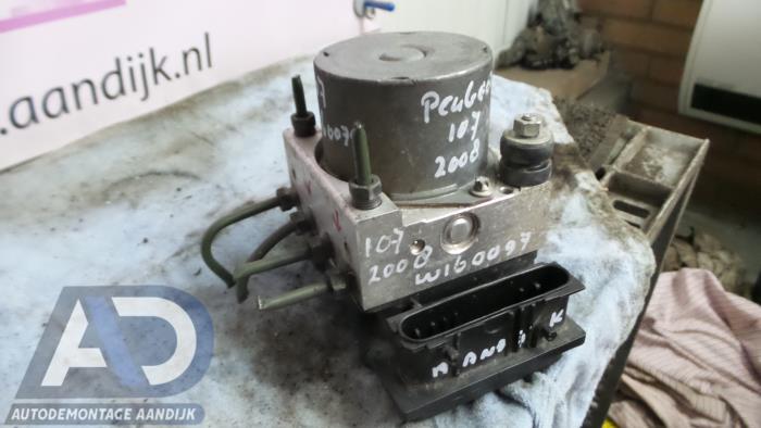 Gebruikte ABS Pomp Peugeot 107 1.0 12V Prijs € 19,99 Margeregeling aangeboden door Autodemontage Aandijk