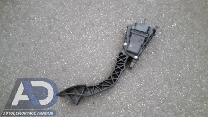 Gebruikte Gaspedaalpositie Sensor Ford Focus 2 1.6 TDCi 16V 110 Prijs € 29,99 Margeregeling aangeboden door Autodemontage Aandijk