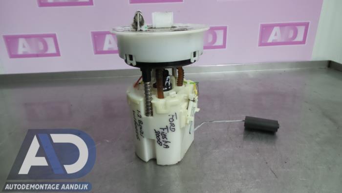 Gebruikte Benzinepomp Ford Fiesta 6 (JA8) 1.25 16V Prijs € 49,99 Margeregeling aangeboden door Autodemontage Aandijk