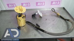 Gebruikte Opvoerpomp Volvo XC70 (SZ) XC70 2.4 D5 20V Prijs € 49,99 Margeregeling aangeboden door Autodemontage Aandijk