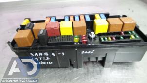Gebruikte Zekeringkast Saab 9-3 II Sport Sedan (YS3F) 1.9 TiD 16V Prijs € 39,99 Margeregeling aangeboden door Autodemontage Aandijk