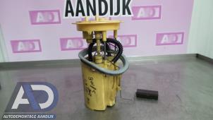 Gebruikte Opvoerpomp Volkswagen Golf V (1K1) 1.9 TDI Prijs € 49,99 Margeregeling aangeboden door Autodemontage Aandijk