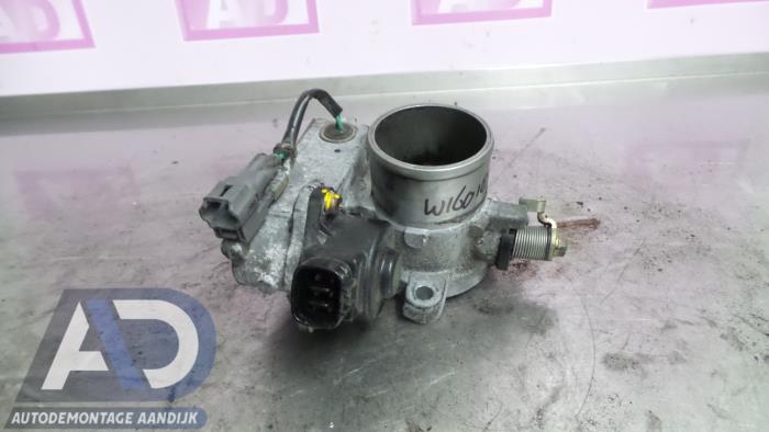 Gebruikte Gasklephuis Toyota Avensis Wagon (T25/B1E) 2.0 16V D-4D Prijs € 49,99 Margeregeling aangeboden door Autodemontage Aandijk