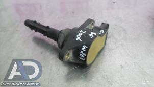 Gebruikte Bobine Mercedes C (W203) 2.5 C-230 V6 24V Prijs € 20,00 Margeregeling aangeboden door Autodemontage Aandijk