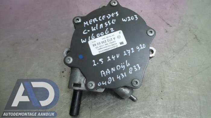 Gebruikte Vacuumpomp (Benzine) Mercedes C (W203) 2.5 C-230 V6 24V Prijs € 75,00 Margeregeling aangeboden door Autodemontage Aandijk