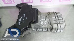 Gebruikte Carterpan Mercedes C (W203) 2.5 C-230 V6 24V Prijs € 90,00 Margeregeling aangeboden door Autodemontage Aandijk