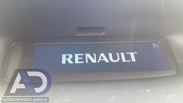 Gebruikte Display Interieur Renault Megane III Berline (BZ) 1.6 16V Prijs € 39,99 Margeregeling aangeboden door Autodemontage Aandijk