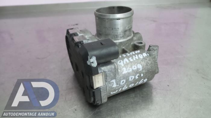 Gebruikte Gasklephuis Nissan Qashqai (J10) 2.0 dCi Prijs € 39,99 Margeregeling aangeboden door Autodemontage Aandijk