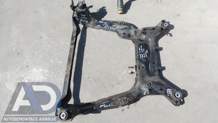 Gebruikte Subframe Ford S-Max (GBW) 2.0 TDCi 16V 140 Prijs op aanvraag aangeboden door Autodemontage Aandijk