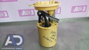 Gebruikte Opvoerpomp Volkswagen Golf V (1K1) 1.9 TDI Prijs op aanvraag aangeboden door Autodemontage Aandijk