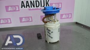 Gebruikte Benzinepomp Volkswagen Golf V (1K1) 1.6 FSI 16V Prijs € 39,99 Margeregeling aangeboden door Autodemontage Aandijk