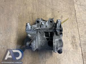 Gebruikte Motorsteun Volkswagen Transporter/Caravelle T5 2.5 TDi PF Prijs op aanvraag aangeboden door Autodemontage Aandijk