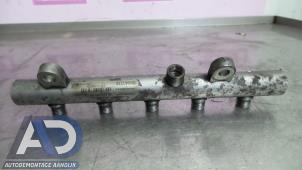 Gebruikte Injector brug Volvo V50 (MW) 2.0 D 16V Prijs € 74,99 Margeregeling aangeboden door Autodemontage Aandijk