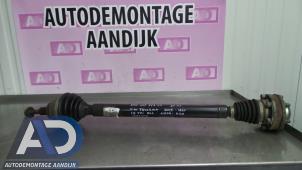 Gebruikte Homokineetas rechts-voor Volkswagen Touran (1T1/T2) 1.9 TDI 105 Euro 3 Prijs € 34,99 Margeregeling aangeboden door Autodemontage Aandijk