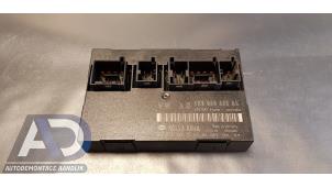 Gebruikte Deur module Volkswagen Caddy Combi III (2KB,2KJ) 1.9 TDI Prijs € 24,99 Margeregeling aangeboden door Autodemontage Aandijk