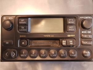 Gebruikte Radio/Cassette Toyota RAV4 (A2) 2.0 16V VVT-i 4x4 Prijs € 49,99 Margeregeling aangeboden door Autodemontage Aandijk