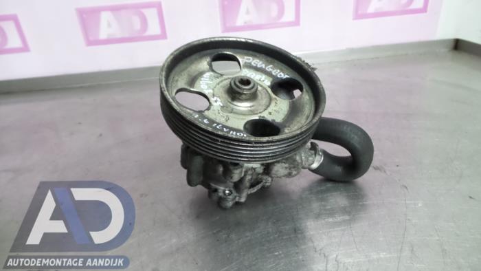 Gebruikte Servopomp Peugeot Partner (GC/GF/GG/GJ/GK) 1.6 HDI 75 16V Prijs € 49,99 Margeregeling aangeboden door Autodemontage Aandijk