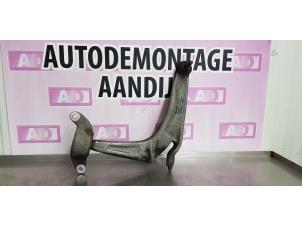 Gebruikte Draagarm links-voor Honda Civic (FK/FN) 1.8i VTEC 16V Prijs € 34,99 Margeregeling aangeboden door Autodemontage Aandijk