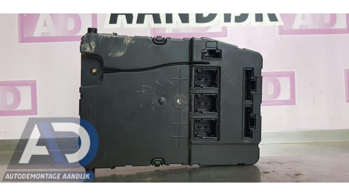 Gebruikte Module Bodycontrol Renault Grand Scénic II (JM) 1.6 16V Prijs € 65,00 Margeregeling aangeboden door Autodemontage Aandijk