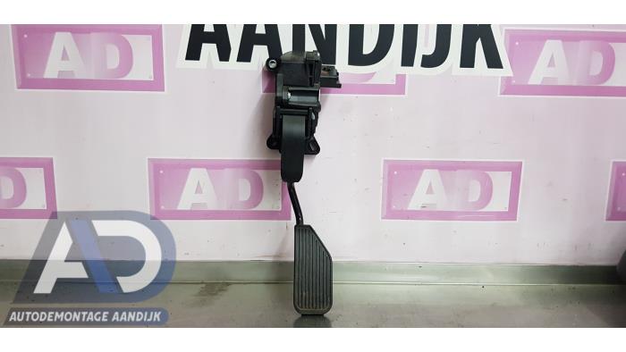 Gebruikte Gaspedaalpositie Sensor Peugeot 108 1.2 VTi 12V Prijs € 29,99 Margeregeling aangeboden door Autodemontage Aandijk