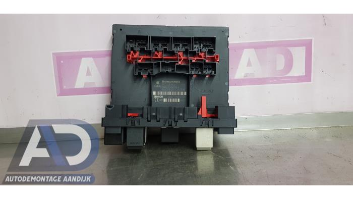 Gebruikte Computer Body Control Volkswagen Golf Plus (5M1/1KP) 1.9 TDI 105 Prijs € 49,99 Margeregeling aangeboden door Autodemontage Aandijk