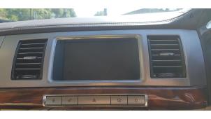 Gebruikte Navigatie Display Jaguar XF (CC9) 3.0 D V6 24V Prijs € 149,99 Margeregeling aangeboden door Autodemontage Aandijk