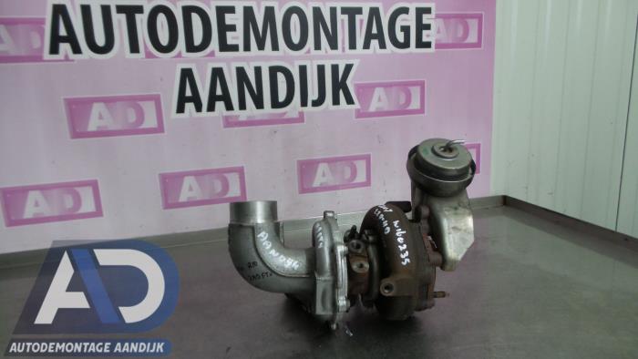 Gebruikte Turbo Toyota Corolla Verso (R10/11) 2.2 D-4D 16V Prijs € 174,99 Margeregeling aangeboden door Autodemontage Aandijk