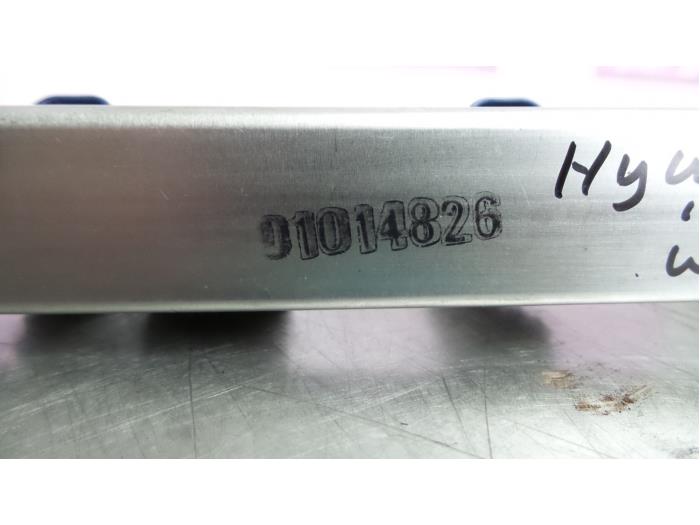 Injector brug van een Hyundai i30 (FD) 1.4 CVVT 16V 2011