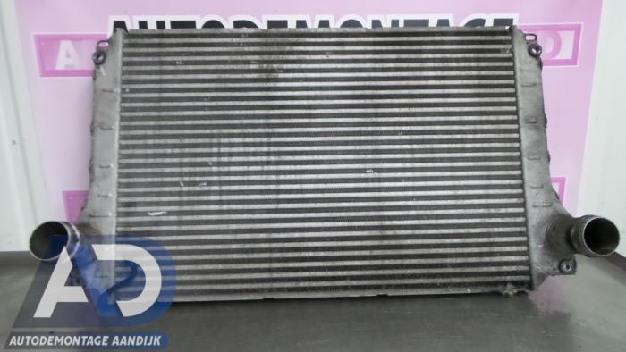 Gebruikte Intercooler Toyota Corolla Verso (R10/11) 2.2 D-4D 16V Prijs op aanvraag aangeboden door Autodemontage Aandijk