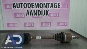 Gebruikte Cardanas links-voor (VWA) Renault Scénic III (JZ) 2.0 dCi 16V Autom. Prijs € 99,99 Margeregeling aangeboden door Autodemontage Aandijk