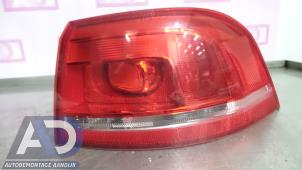 Gebruikte Achterlicht rechts Volkswagen Passat Variant (365) 2.0 TDI 16V 140 Prijs € 65,00 Margeregeling aangeboden door Autodemontage Aandijk