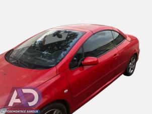 Gebruikte Cabriodak Hardtop Peugeot 307 CC (3B) 2.0 16V Prijs op aanvraag aangeboden door Autodemontage Aandijk