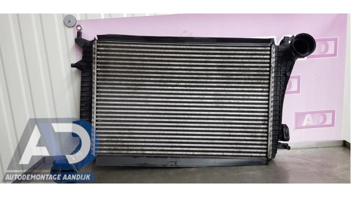 Gebruikte Intercooler Volkswagen Passat Variant (3C5) 2.0 TDI 140 Prijs € 49,99 Margeregeling aangeboden door Autodemontage Aandijk