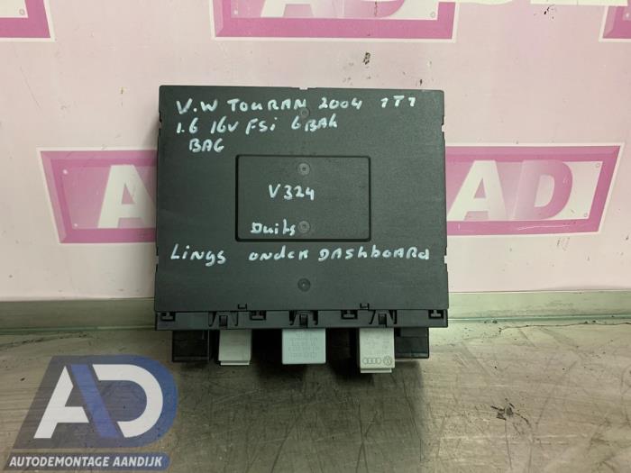 Computer Body Control van een Volkswagen Touran (1T1/T2) 1.6 FSI 16V 2004